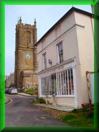 Cerne Abbas
                Centre